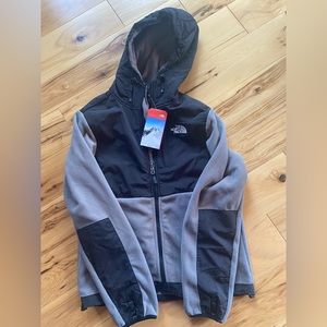 The North face women’s Denali fleece jacket